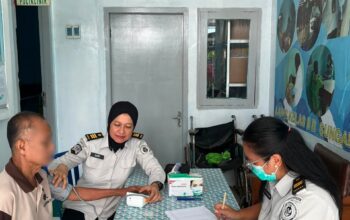Wujudkan Layanan Kesehatan Prima, Klinik Pratama Simpur Lapas Sungailiat Rutin Gelar Posyandu Bagi Warga Binaan Lansia